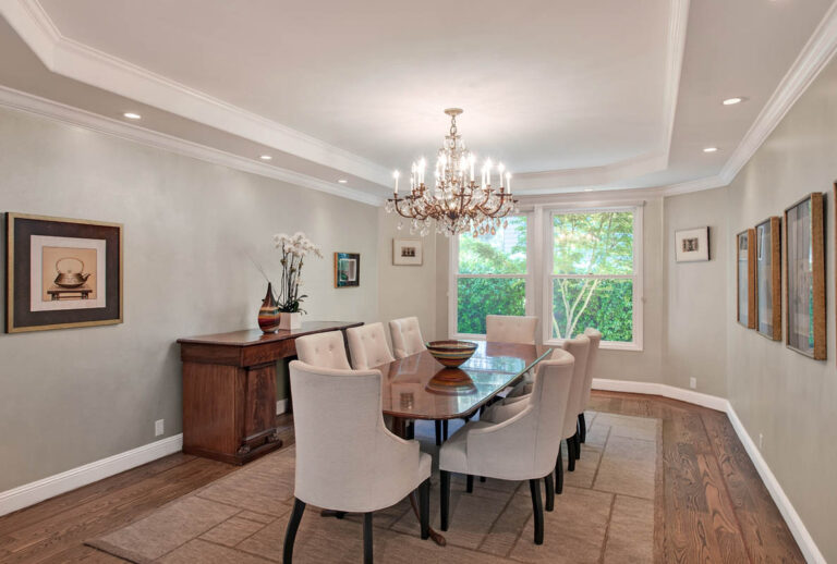 Smaller Dining (1)